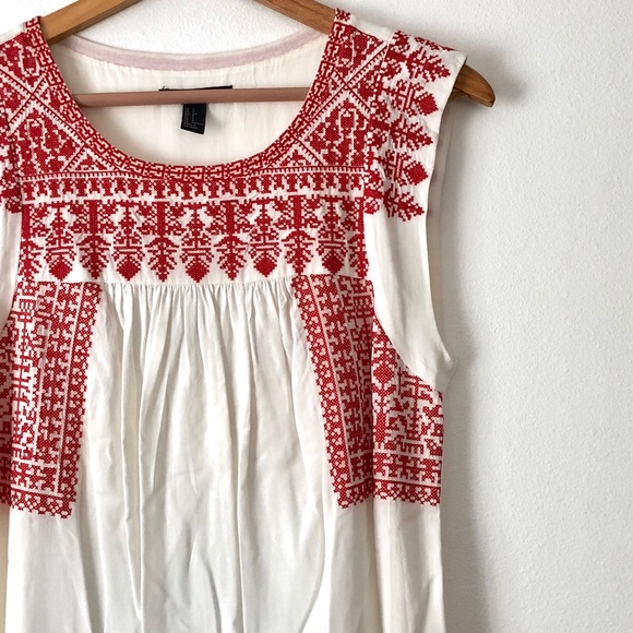 F21 Woven Embroidered Smocked / Cap Sleeve Dress - Picture 5 of 8